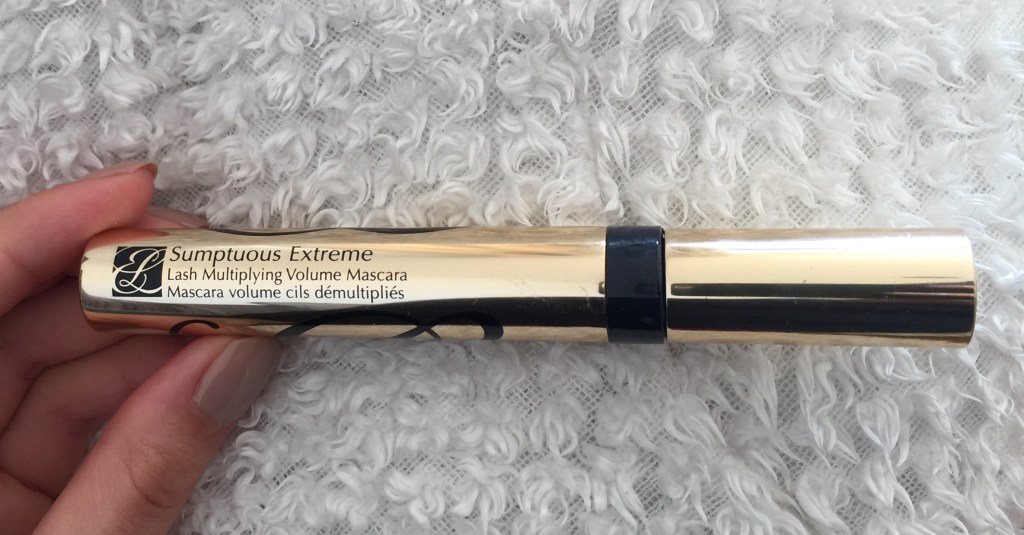 BeautBlog's tweet image. My go to mascara at the moment!! thebeautblog.wordpress.com/2016/11/06/my-…
