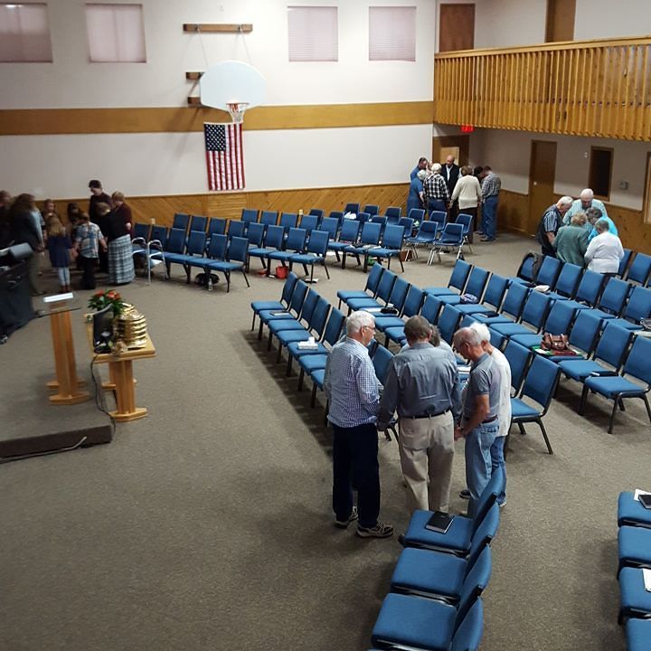 YPClayConry's tweet photo. #IDOP2016 Prayer huddles at Christian Life Center in Belle Fourche, SD. https://t.co/FDdTYYCxLw