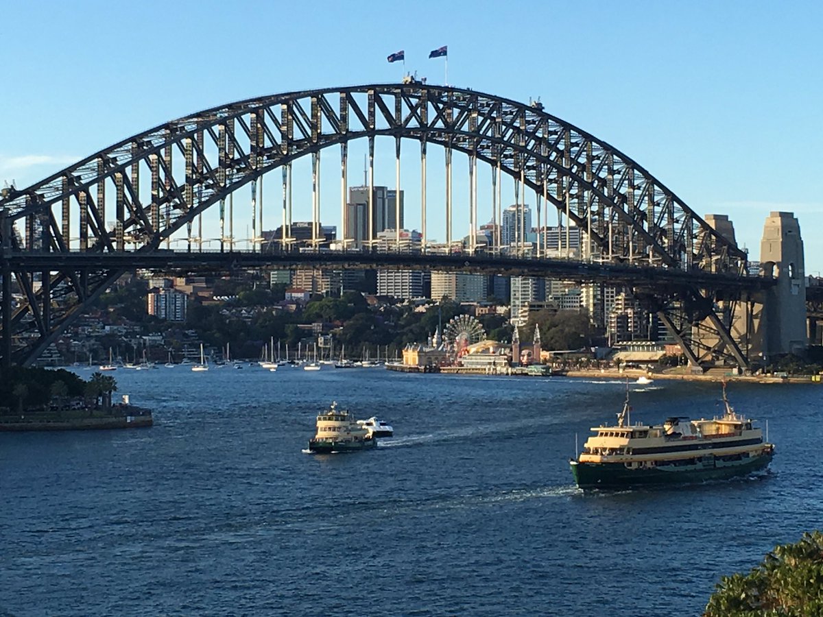 Happy to be back performing in #sydney #sydneyharbour #cello #mendelssohn #australia