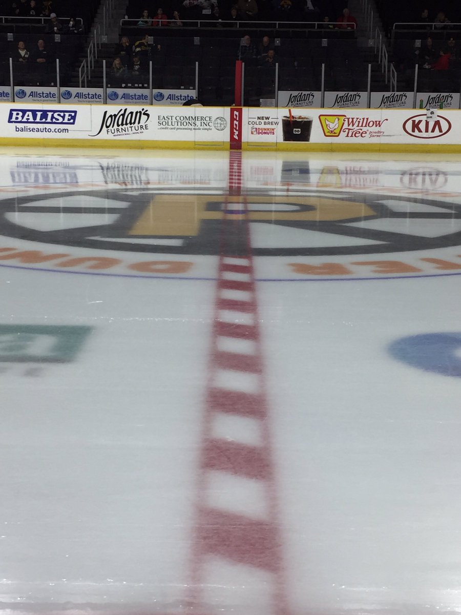 petespeed10's tweet photo. Thrilled to be doing PA for @AHLBruins/@WBSPenguins today! Thanks to @DavidZibelli for the chance! #honored #mictime https://t.co/aHJ3smhAXa
