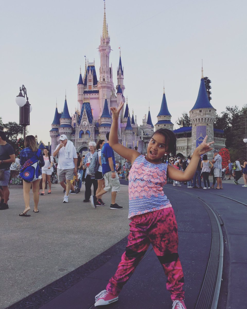 Th3MathTeacher's tweet photo. Cerena takes Disney! #DisneyWorld #MagicKingdom #DisneyKid #CerenaAbygail https://t.co/mG1jzFl5BN