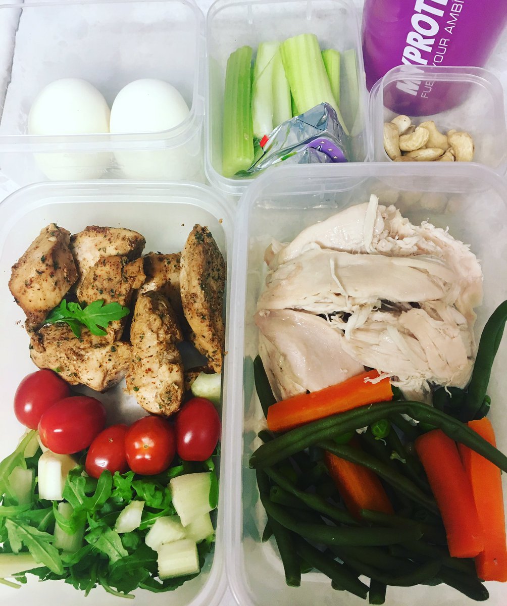 Essjay_88's tweet image. After 8 days of eating the world and no exercise I will be glad to be getting back to it 💪🏻 #motivation #foodprep