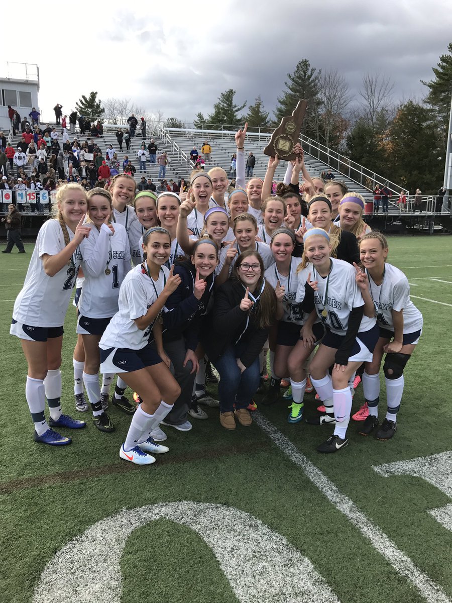 JSRHSgsoc's tweet photo. WE DID IT!! WE>ME #YNWA⚽��❤️ https://t.co/1SaaSpTgMw