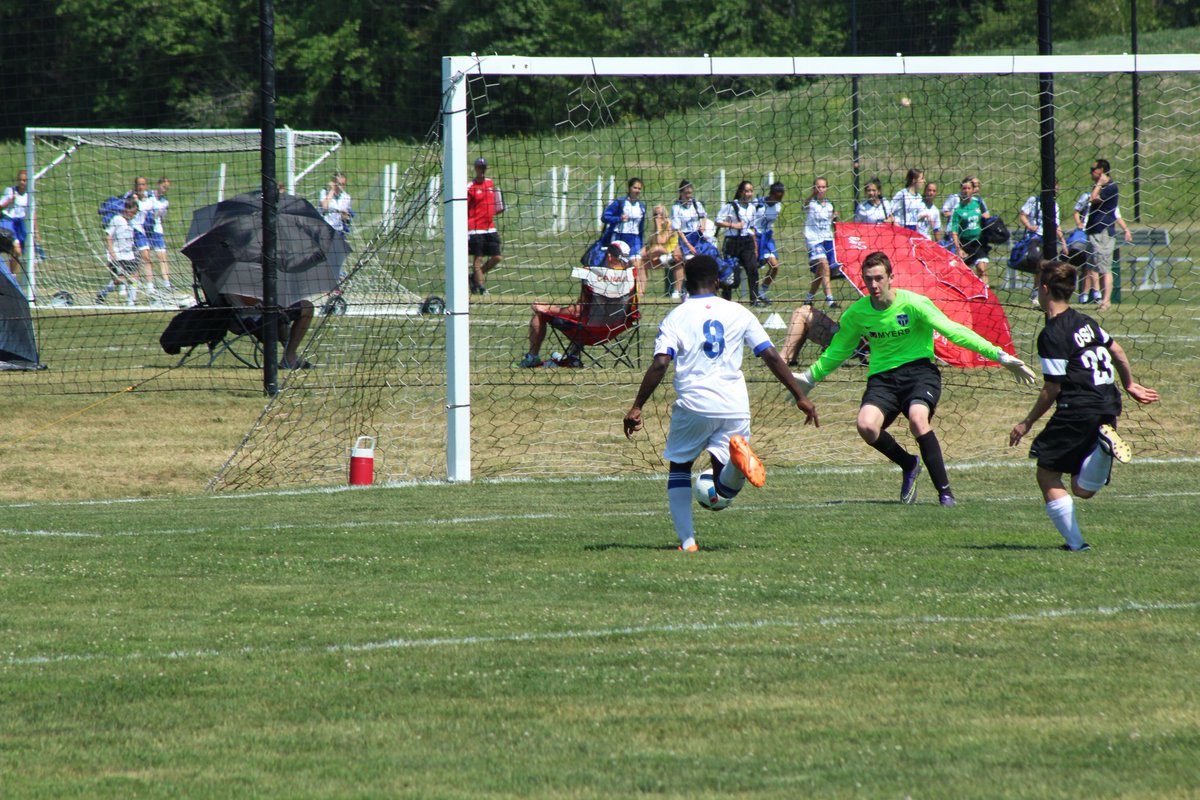 OttawaKeeperDad's tweet photo. OPDL just lost its '15 and '16 shutout leader and '16 league champion GK @zach__barwick #hungryfornewchallenges #FuturoAcademy #newchaptor https://t.co/cuT8UCGzO6