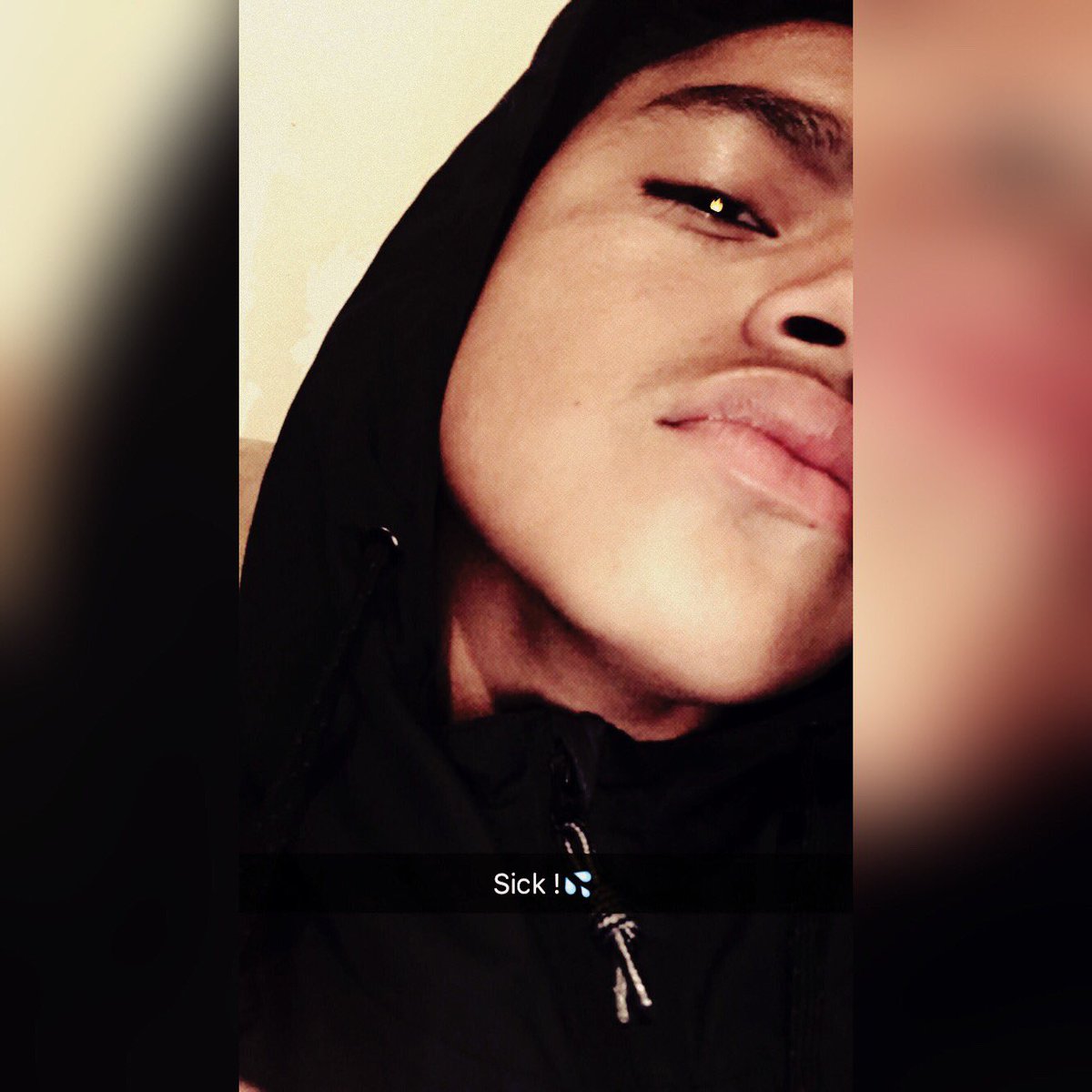 lowkeydaniel101's tweet photo. If I were your boyfriend would you cheat on me ?💫 https://t.co/DKap3QFvTu