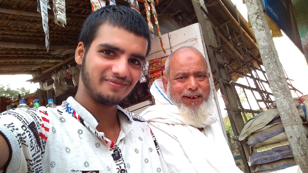 SarfarazAr's tweet photo. At  Village https://t.co/MSwDkIPNo4