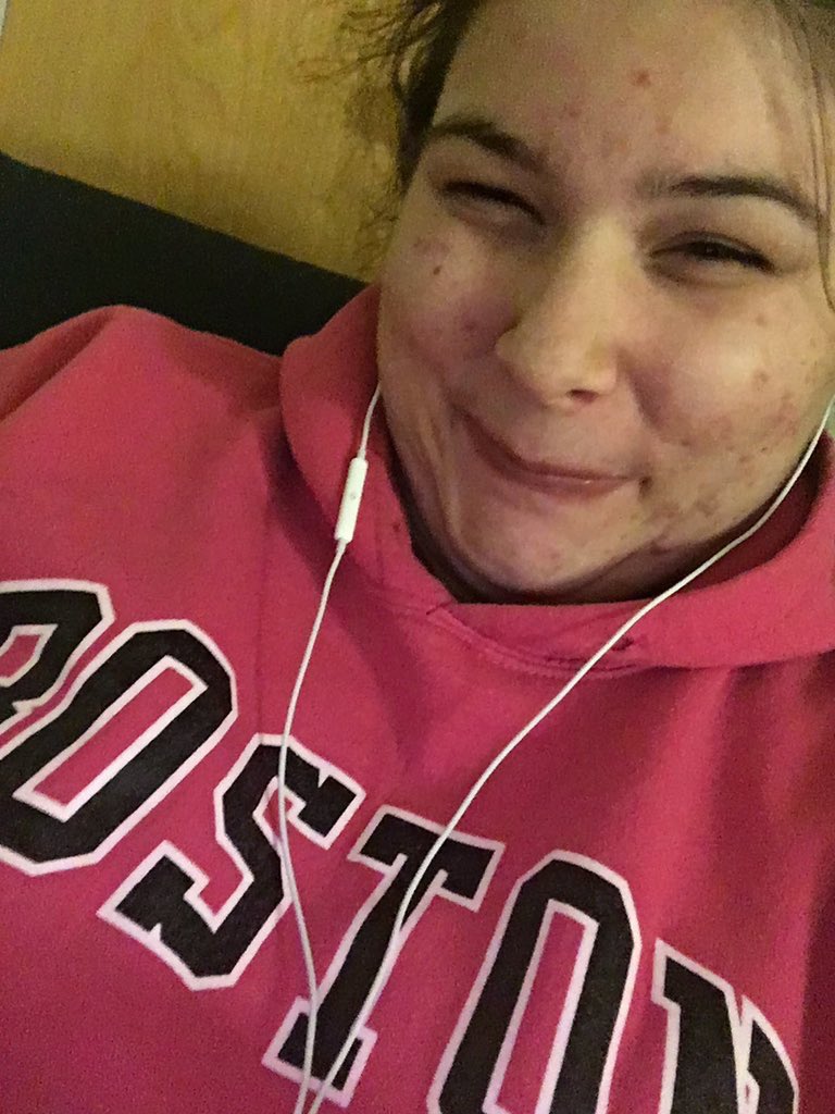 @WriterOfSavage @KittenishKismet <a href="/OfFemmeFatale/">Madison fan</a> @DeviantVirtue <a href="/WrittenByLies/">Eddie Carrillo</a> when people are cute to you