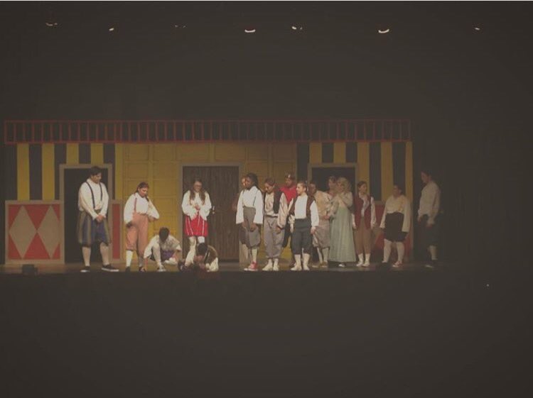 britt_stasiak's tweet photo. I don't think I've ever missed a show so much and it just ended π€π½π #thecompleteworksofwilliamshakespeare β€οΈππ https://t.co/6VK6v5Mtod