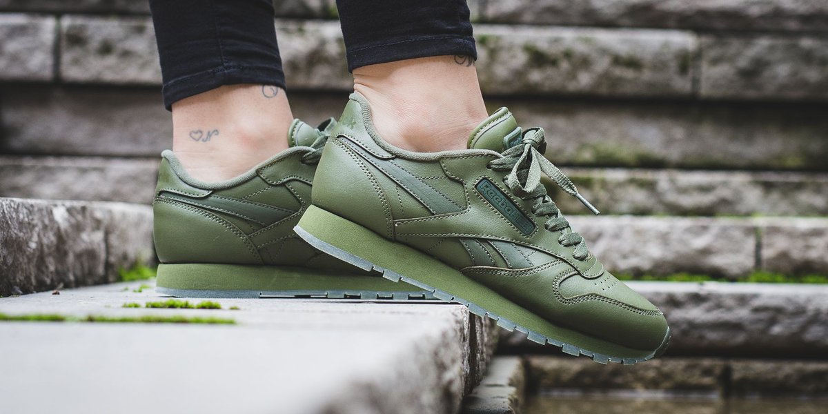 canopy green reebok classics