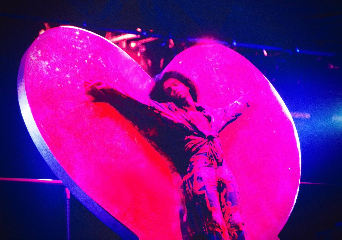 Paisley Park tweet media