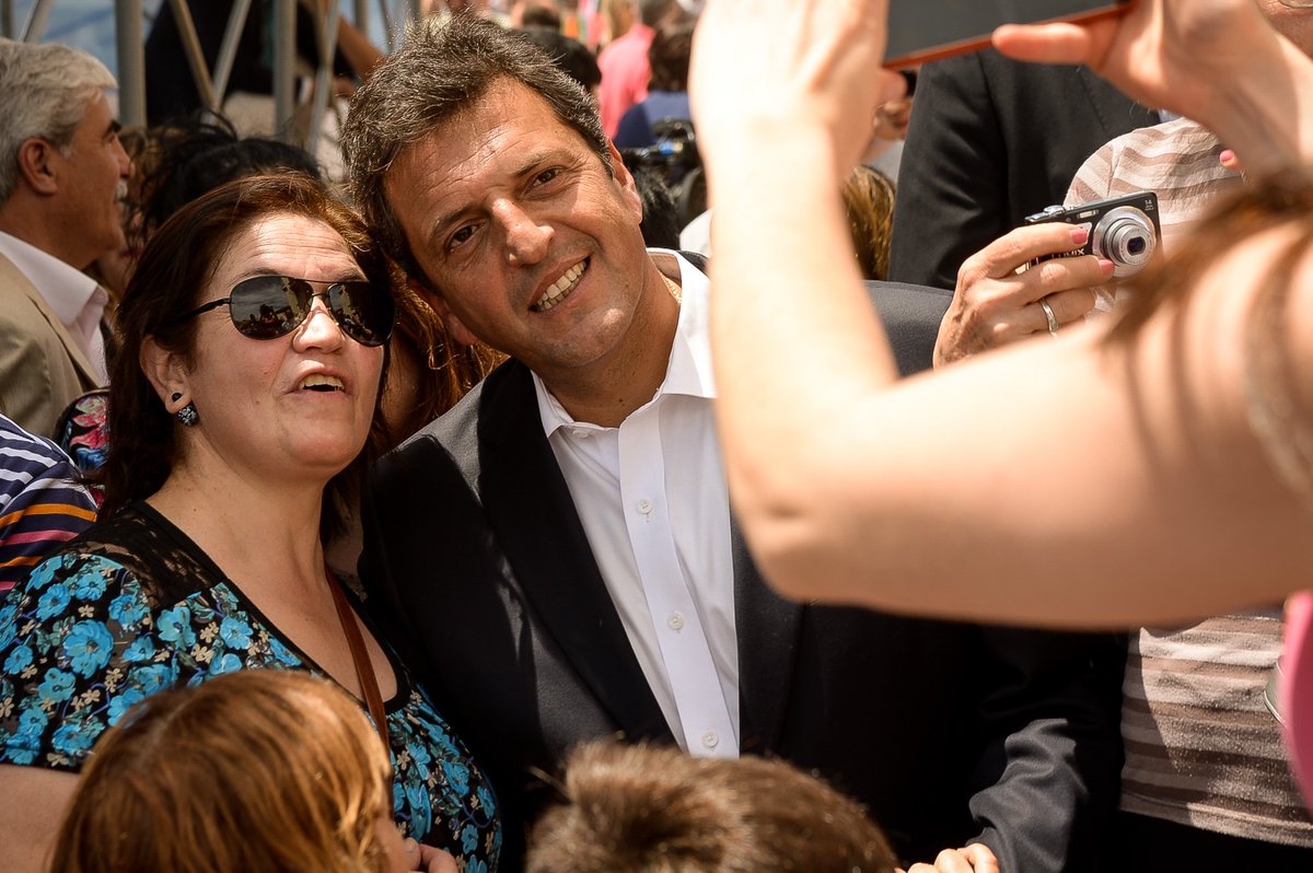 SergioMassa's tweet photo. Argentina no empieza y termina en la General Paz. Es importante entender que nuestro interior necesita inversión. https://t.co/s49NkyWUSs
