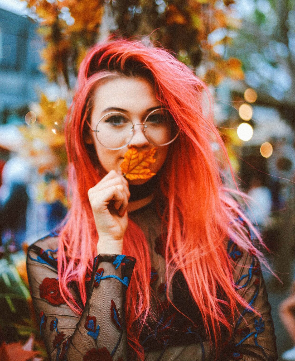 Jessie Paege 🏳️‍🌈 on Twitter: "why I love fall: - huge 