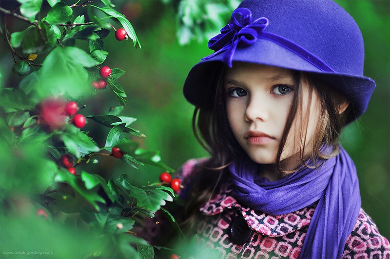 Is an innocent little cupcake.