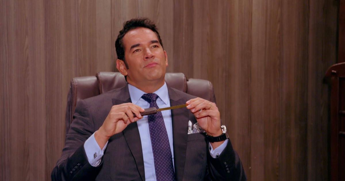 TvNvlas's tweet photo. Eduardo Santamaria foi um grande vilão e soube atuar muito bem como Augusto. #FinalAMQLichita #Cap111 (Cap 131 original) https://t.co/eXwot1Xf2X