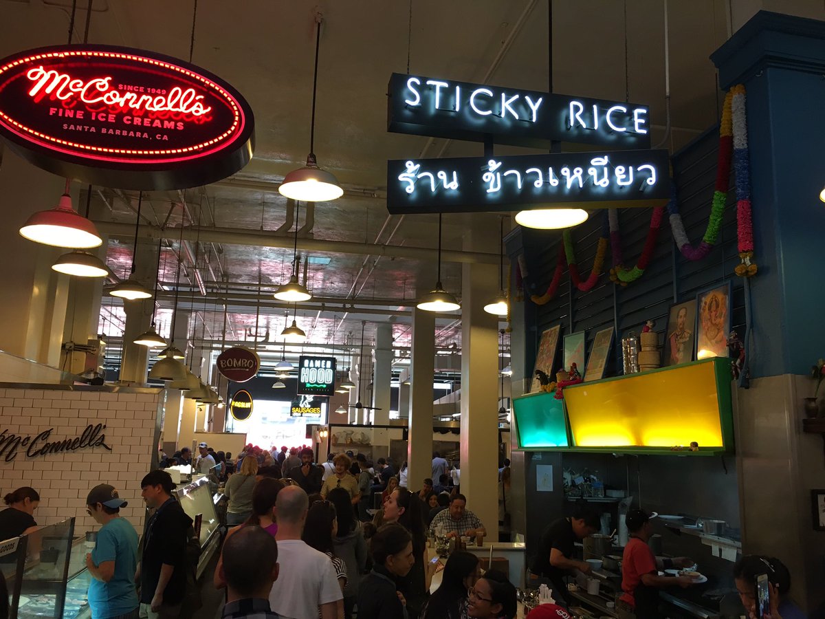 NickHolden's tweet photo. Civilised Sunday vermouth @morunola and some delicious Thai @StickyRiceGCM @GrandCentralMkt . https://t.co/JBT3TRnP1b