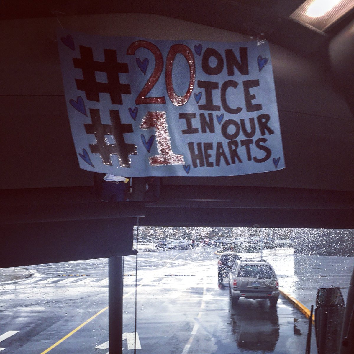 <a href="/_mitchellgove_/">Mitchell</a> has a fan or two 🚀❤️