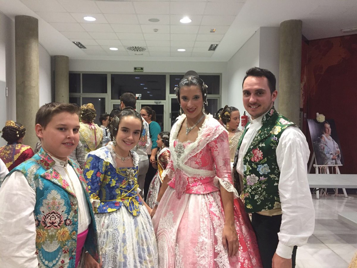 Presentacions falleres 2017! <a href="/FallaPradoGND/">Falla Prado Gandia</a> #Gandia #FallesGND17 #Prado2017