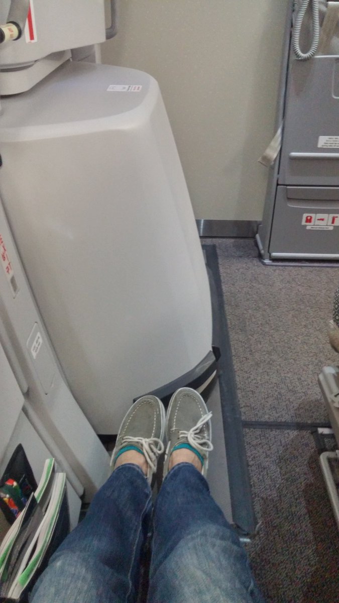Spunkify's tweet image. As a 6 foot 7 man, this kind of leg room on a plan is pure luxury!