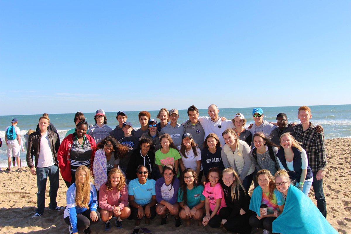 chloelascara's tweet photo. i can gladly say i had the best weekend of my life #YL https://t.co/Wq7Nkzw8CG
