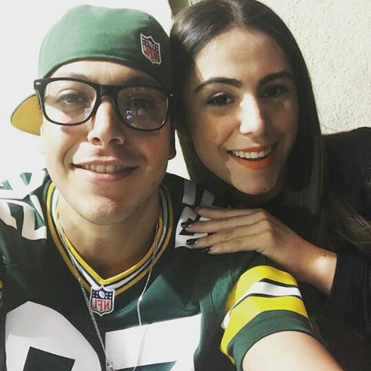 monicaysnuppy's tweet photo. El otro viernes es 11 #1A7M @_snuppy08 @MoniContreras #Monioopy ๐๐ https://t.co/Lv61Lb3loC