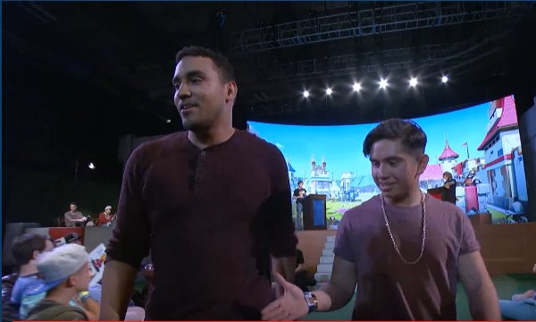 Watch Neal 🎮's leaked NSFW photo on TwXstars