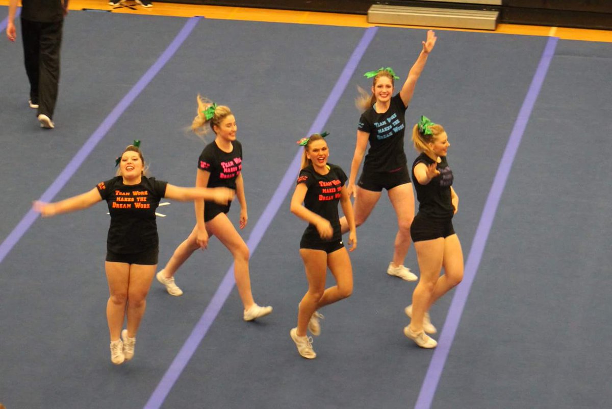 shauna_banona's tweet photo. We kicked butt at #AllState2016 yesterday🎀🏆😌 https://t.co/jLupvGPCXD