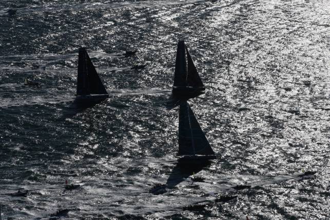 Analyse de la 1e nuit menée par <a href="/VoileBanquePop/">Voile Banque Populaire</a>; projections sur la suite du <a href="/VendeeGlobe/">Vendée Globe</a> #VG2016 Tout est ici
bit.ly/2fux0y2