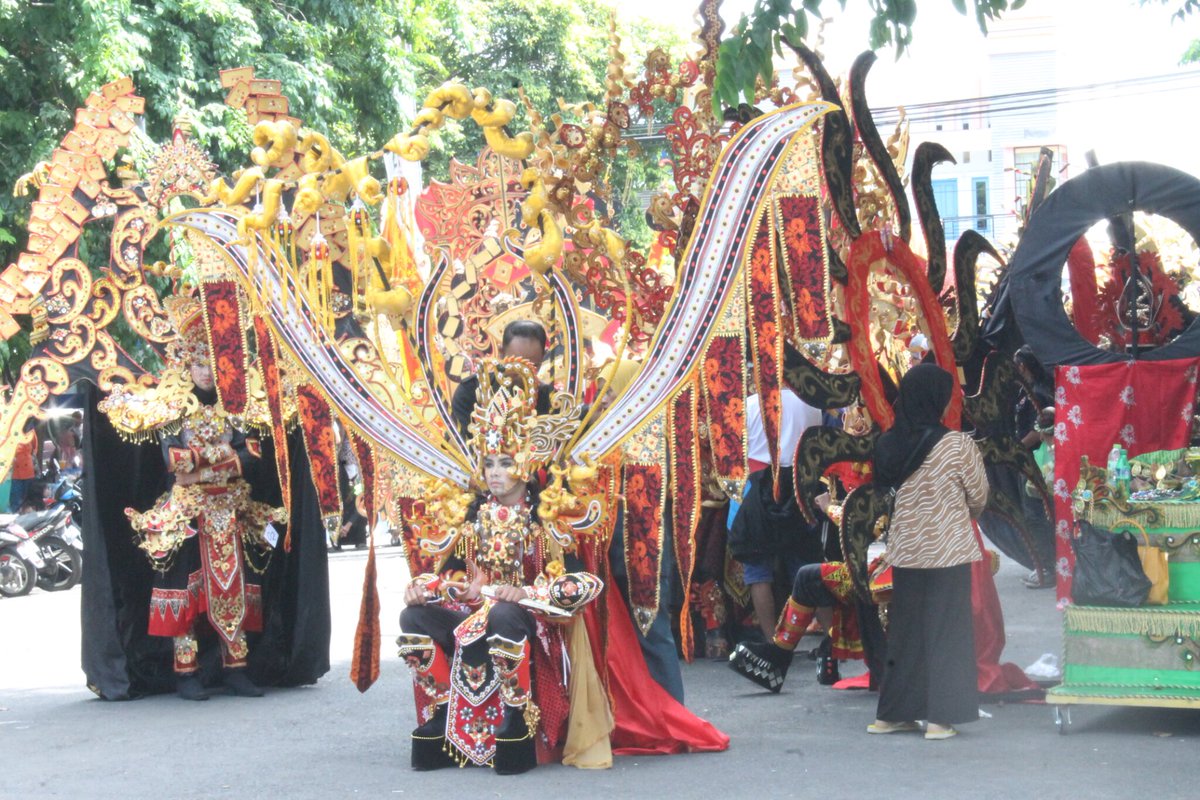 infobwi's tweet photo. Sedang berlangsung penjurian talent BEC di depan gesibu Blambangan, merapat dulur @banyuwangi_kab https://t.co/kDjaVx6Gio