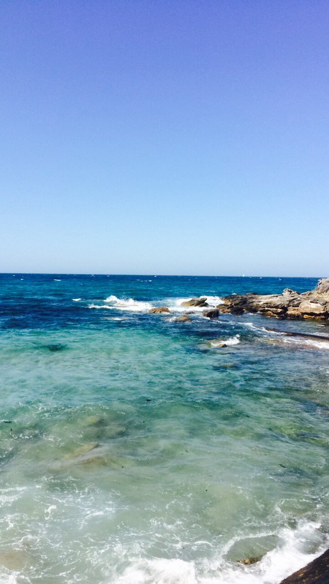 marksglobe's tweet photo. 📸 Manly Beach, Sydney. https://t.co/sZxOKb2be5