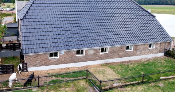 De Nederlanders lopen voor op Tesla met zonneceldakpan dlvr.it/McCvcQ