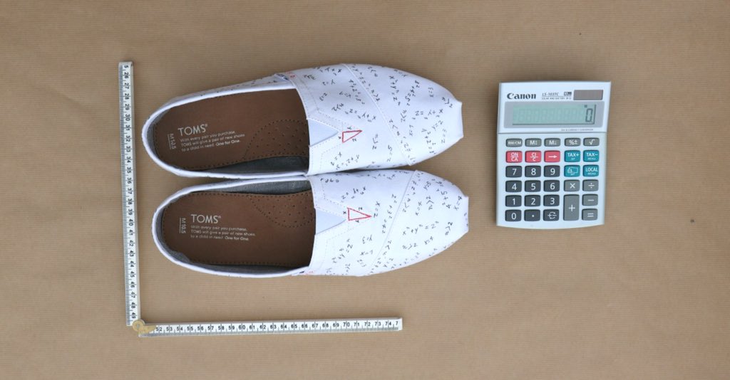 fermat_science's tweet image. Pour tenter de gagner ces TOMS customisées sur le thème du Théorème de #Fermat : RT + suivez @fermat_science  + @TOMSFrance ! #TOMSxFermat