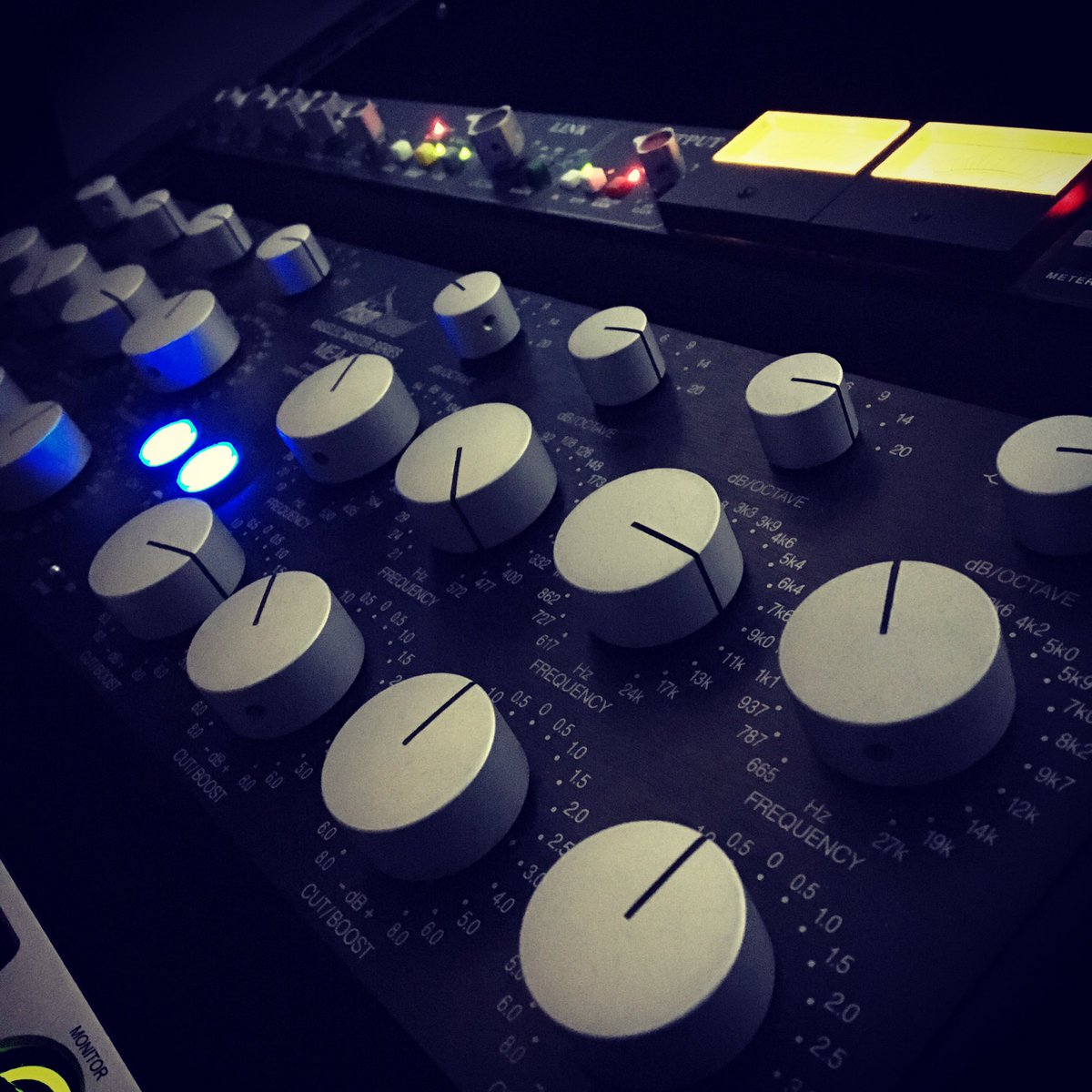 CompleteSound's tweet photo. Always a pleasure working on new music from @FranBortolossi #Mastering #Maselec #API2500 https://t.co/OSxxO8rfco