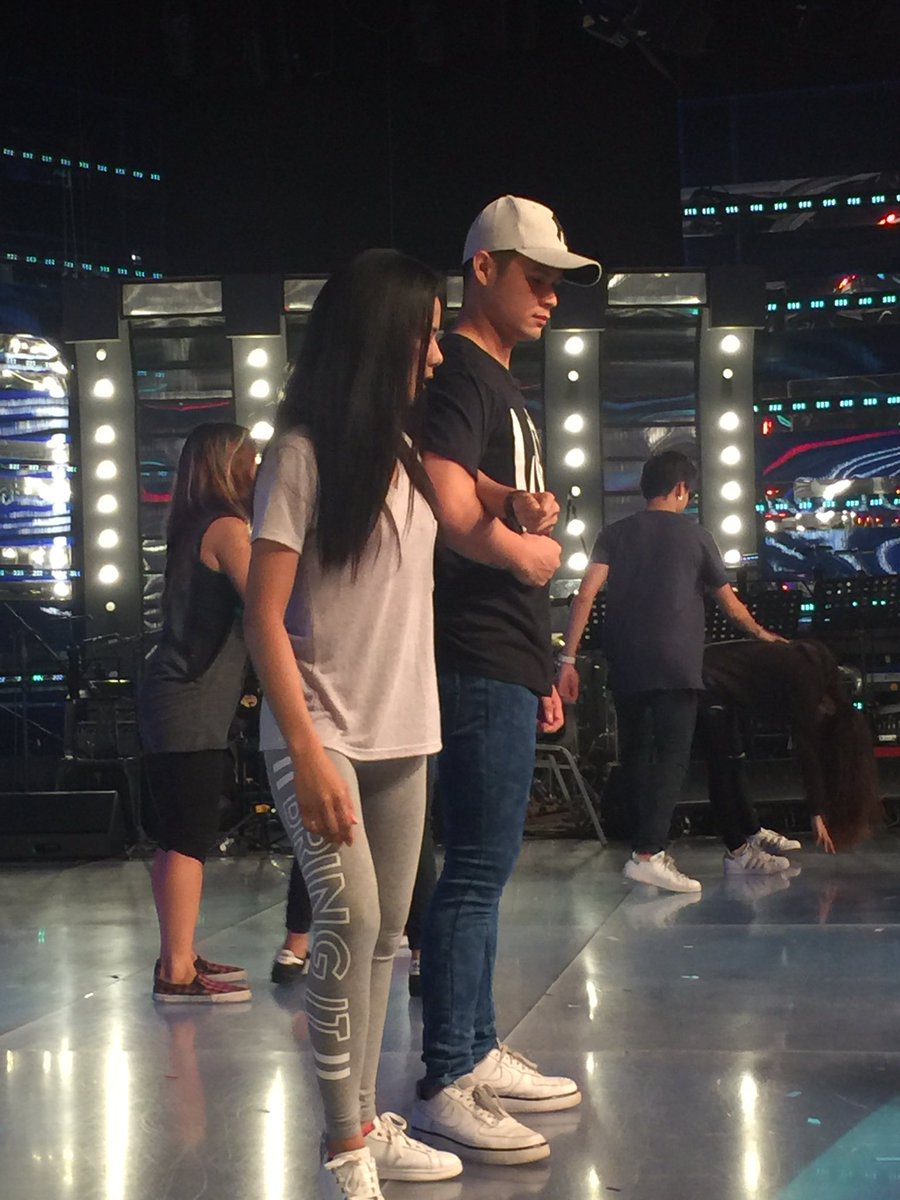 ShyShowtime's tweet image. Yahooooo  makakasama din natin ang #DevJon #IsangPamilyaTayo