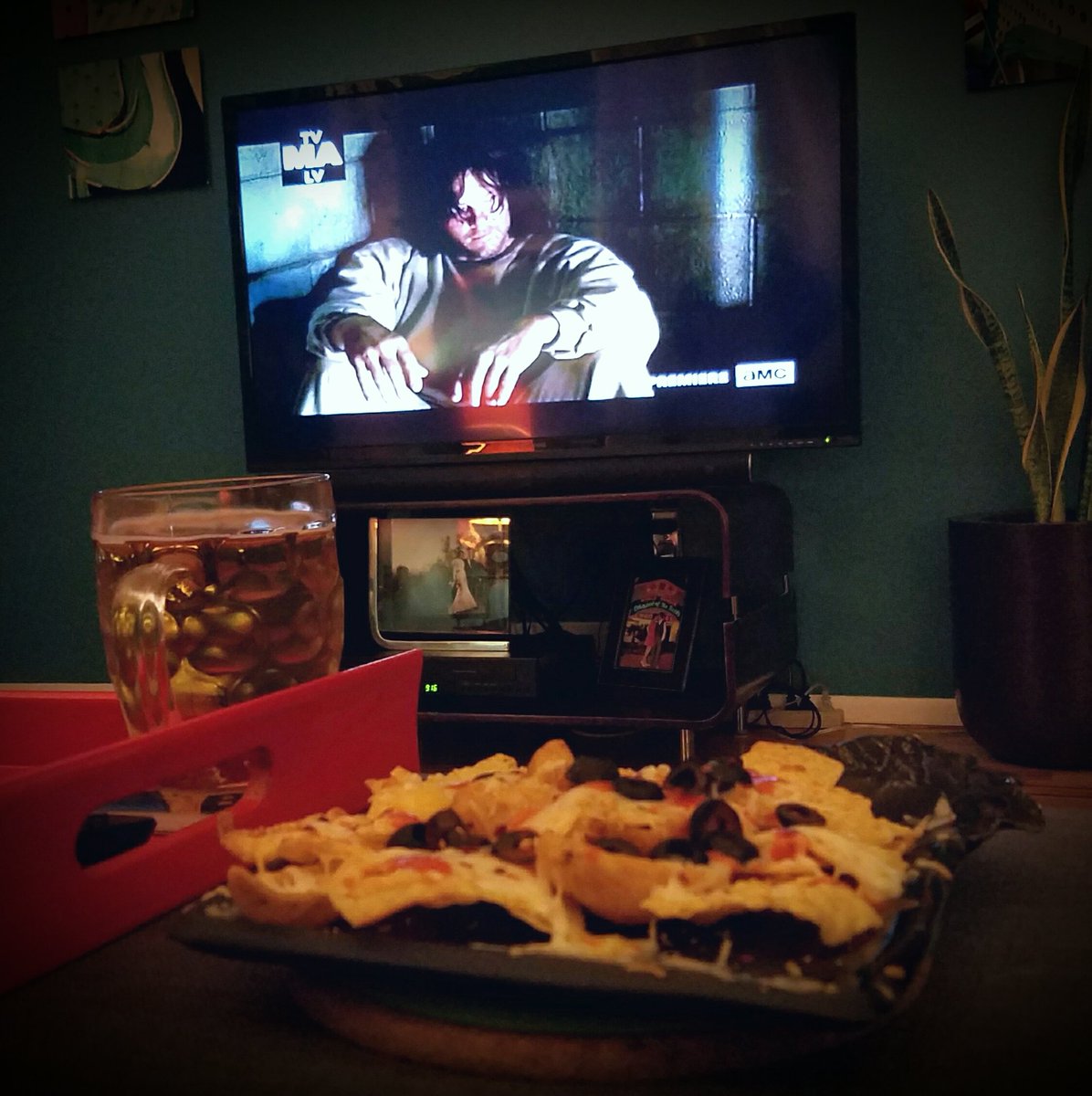 #NationalNachosDay inspired #TWD zombie nachos!