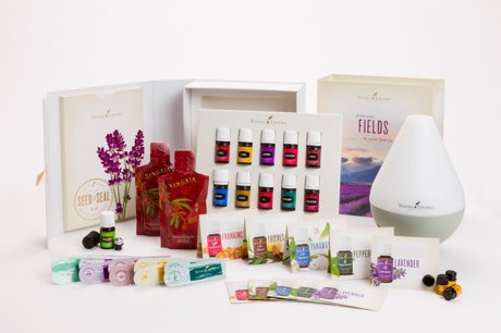 aroma_store's tweet photo. #FelizJueves La mejor forma de iniciar en el mundo de los #aceitesesenciales es con un #kitdeinicio a que esperas? https://t.co/cbBlkbyC7y
