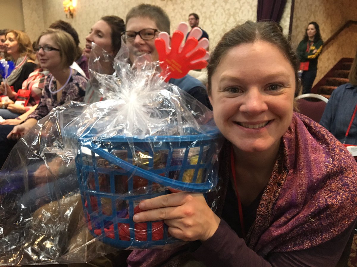 AJZ_313's tweet photo. You'll never guess what @devitmel I won a basket at #STANYS2016 So exciting! https://t.co/CKjKi4kSsY
