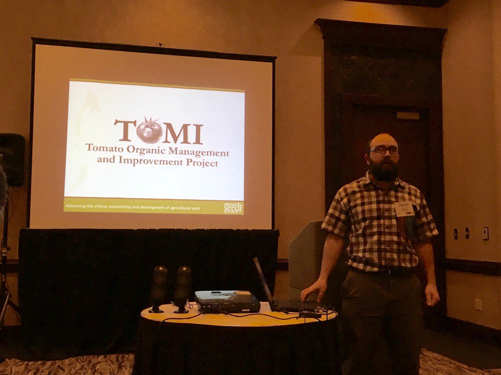 Seed_Alliance's tweet photo. @Seed_Alliance Jared Zystro teaching farmers how to embrace the power of on-farm tomato breeding #SAC16 https://t.co/dGZDkOQM5Z