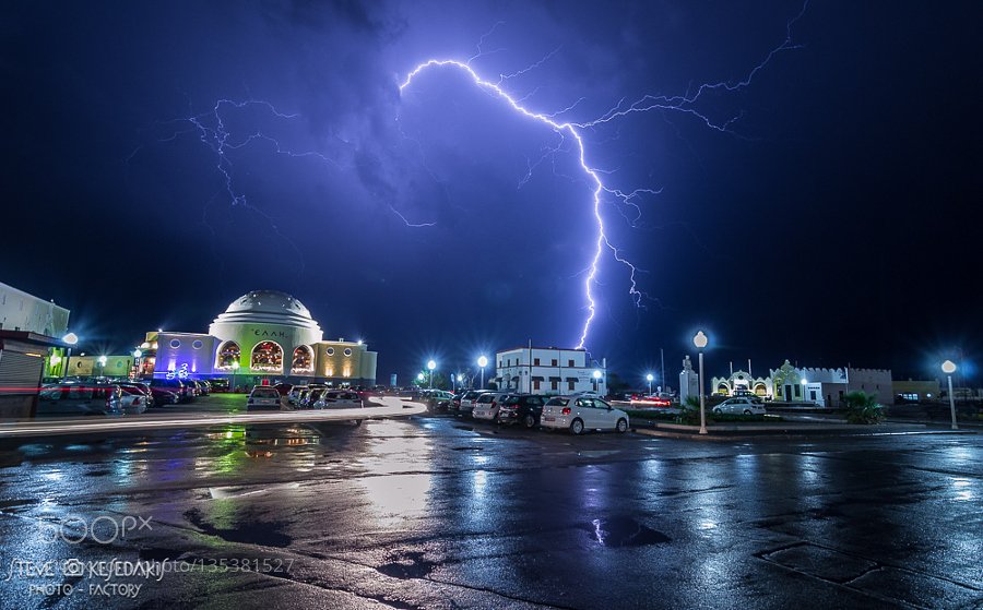 B_Ubiquitous tweet picture
