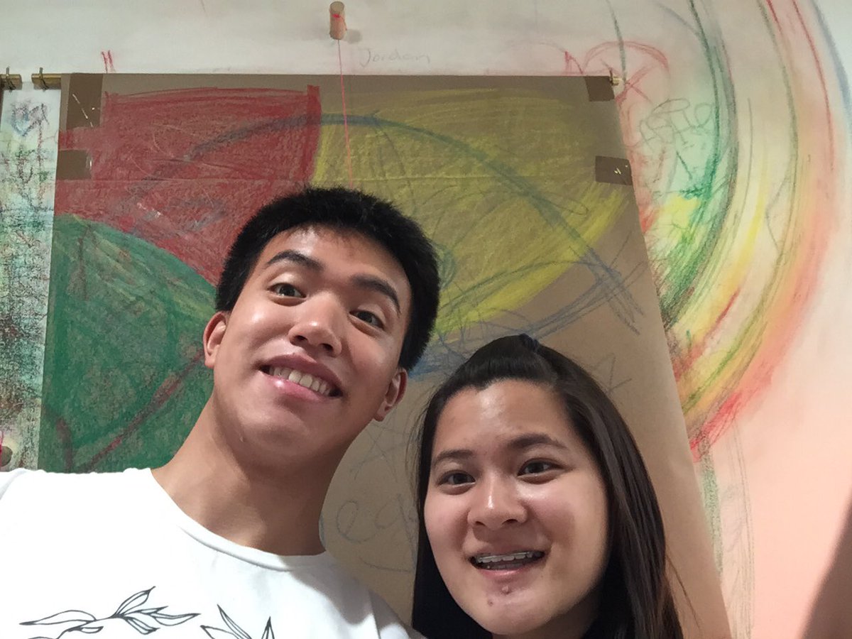 POST_moolek's tweet photo. #CLCYellow https://t.co/bH8wQ0Sgnl