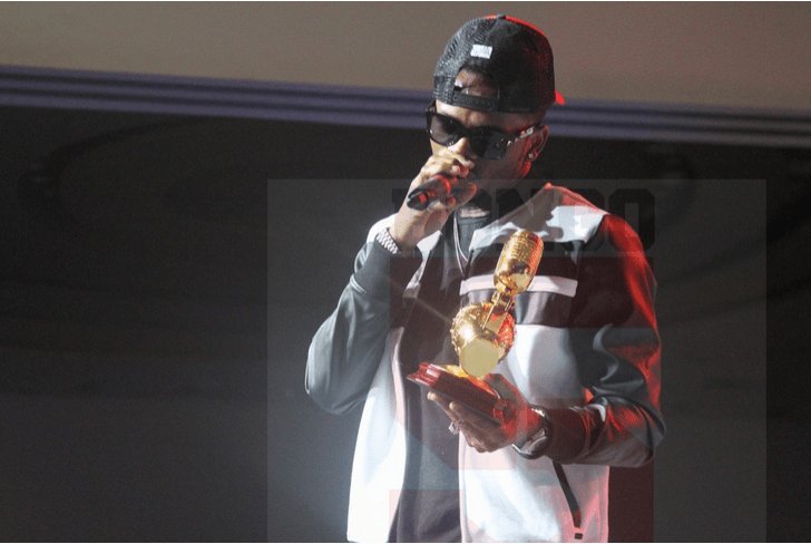 zegodson's tweet photo. Afrima Awards: Diamond Platnumz aondoka na tuzo tatu https://t.co/CMAyFLEPUi https://t.co/nllyXAa33d https://t.co/vgHZTg2FQV