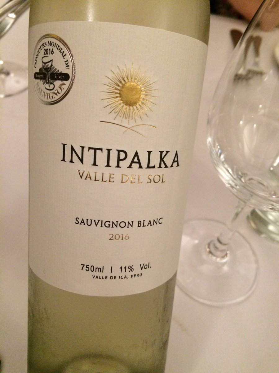 FrancescaGaffey's tweet photo. So we washed down our guinea pig and alpaca with a fantastic SB @VinosIntipalka #peruvianwine #quierolo #wine https://t.co/11akpm93e2