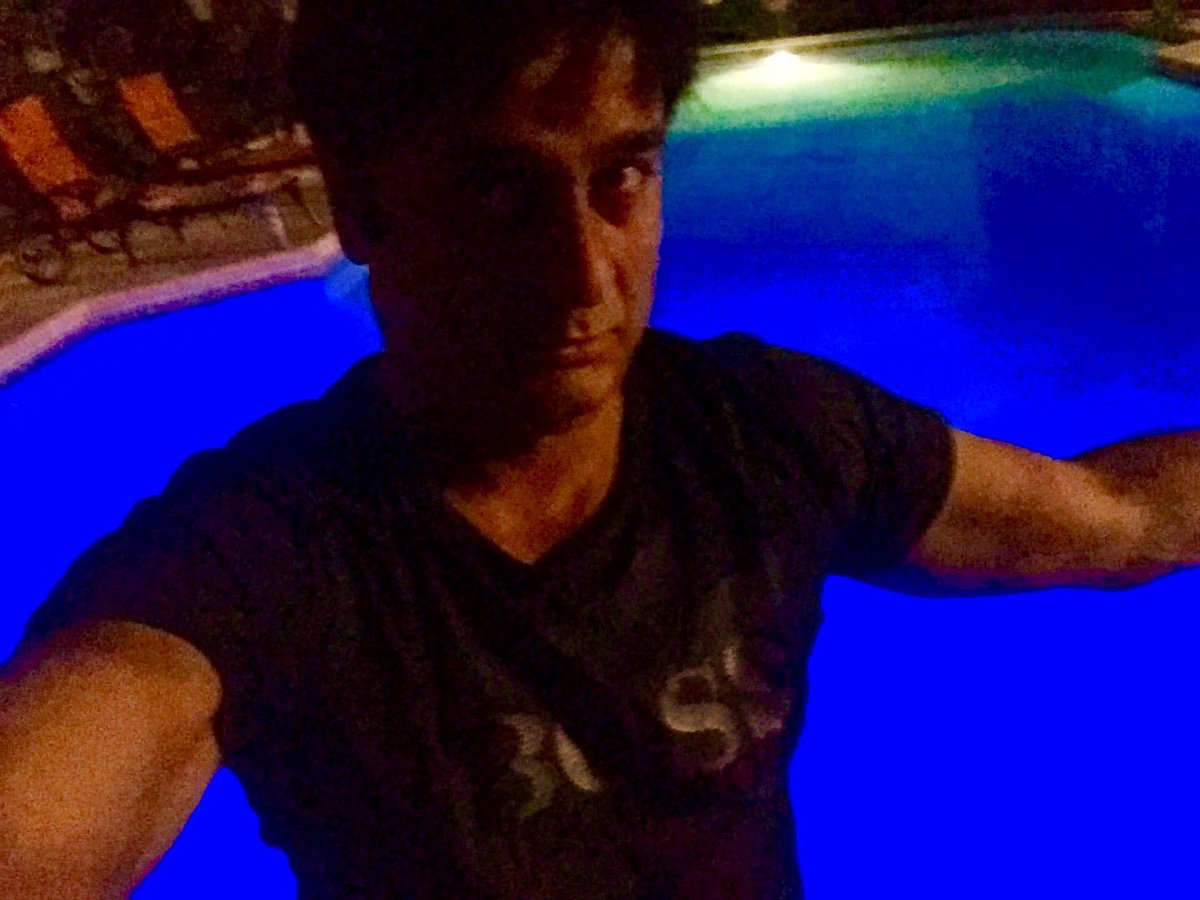 special555555's tweet photo. #standingonmydivingboard#blue#goingtodo#backflip#sunday#swimday#relaxed#poolside#moscowmules#laps#workout#sundayfunday#massagebythepool https://t.co/ZSXzVtyusI