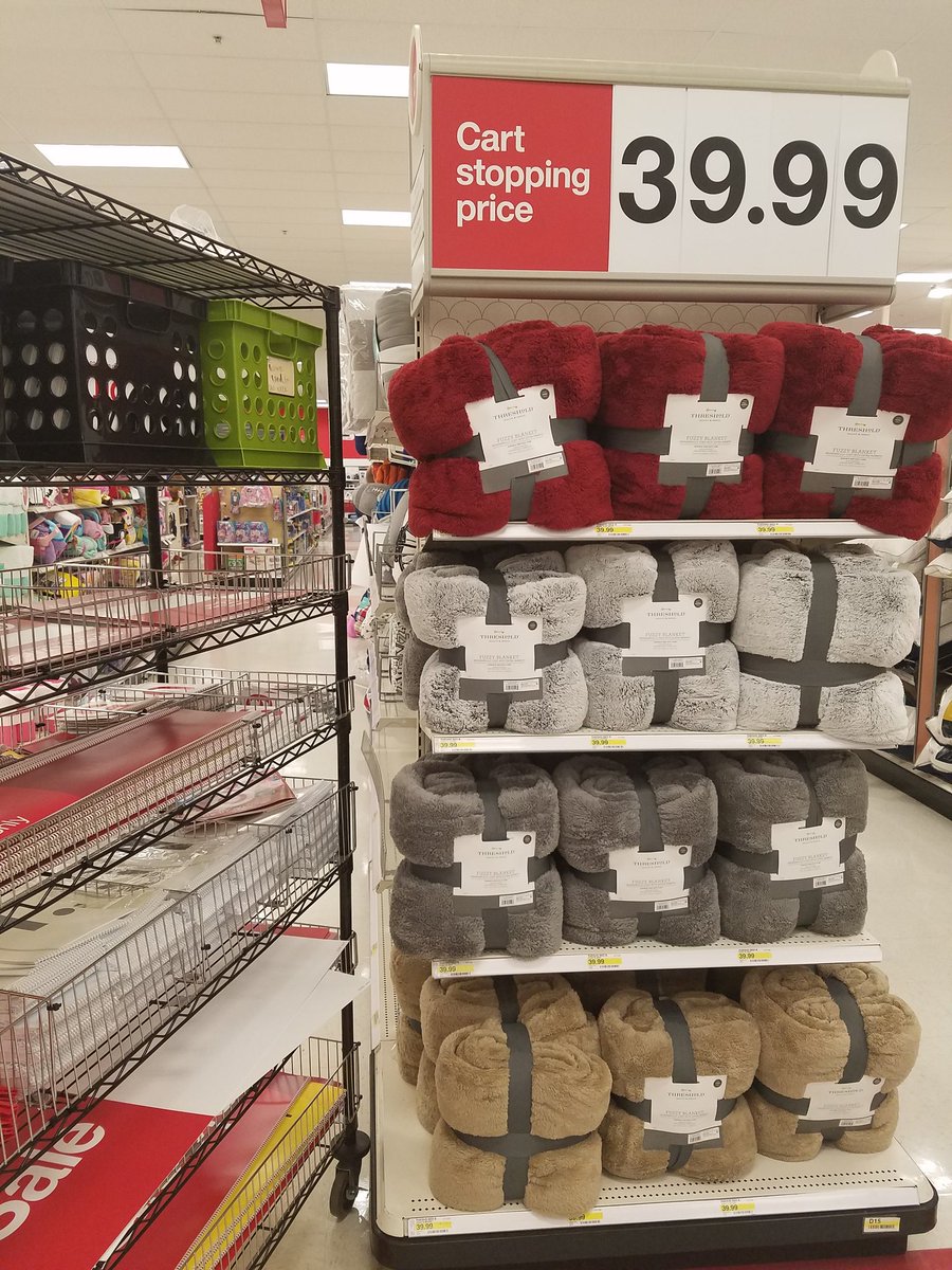 vic_T2482's tweet photo. 14/37 EC single price point!!Challenge accepted! #Target #BreaTarget #OwnIt #BestTeam https://t.co/wfykjvvZ8O