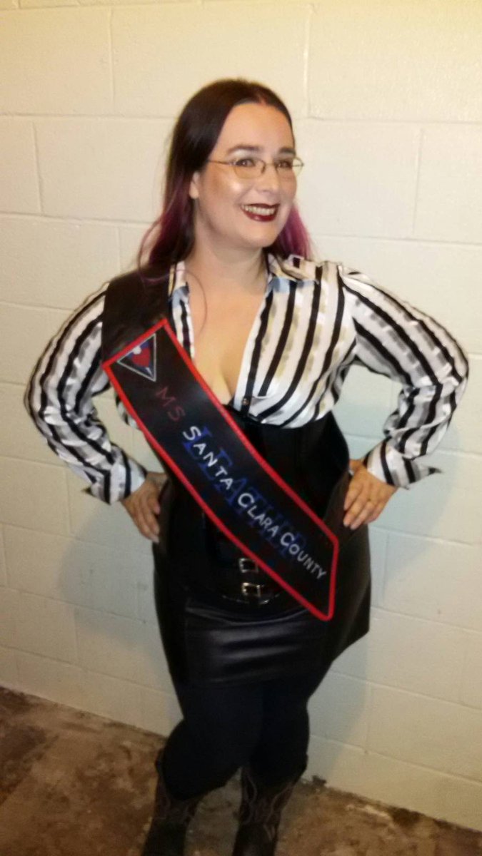 BondageLand's tweet photo. I WON THE #SCCLA CONTEST!!! #MSLEATHER #leathertitle #sash #winner #leather #femdom #mistress #santaclaracounty @billydefrank https://t.co/zDJTTIp0dv