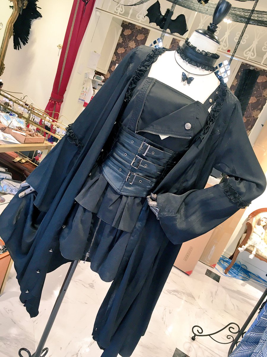 O Xrhsths Estrellas アトリエ セレクトショップ Sto Twitter 本日のコーデ T Algonquins ライダースデザインサイドフラップキャミソールワンピース 18 360 ストールチョーカー ハードコルセットゴシックワンピース 5 Ambient 蝶々チョーカー 宇宙柄