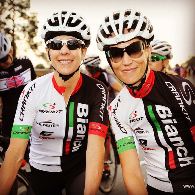 At the start of the Carnival City Classic ready to roll <a href="/jj_cycling/">Cycling J&J</a> <a href="/BianchiOfficial/">PosieHunters</a> <a href="/lazerhelmets/">Елена Рублева</a>