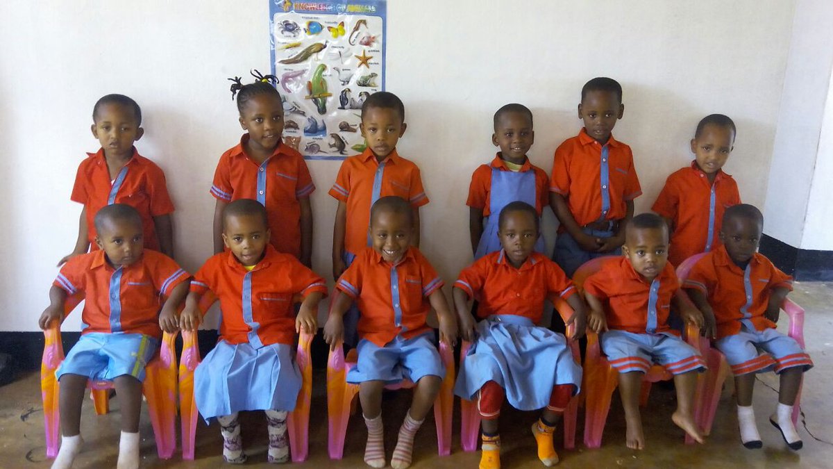 FreeGenerationA's tweet image. Morning world..brighter Monday 
Let&apos;s start our week with big smile
#WeStandForTheChanges