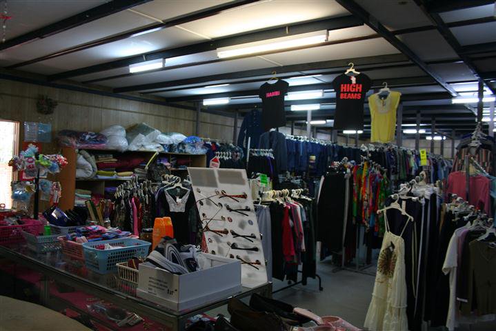 BarnClothes tweet picture