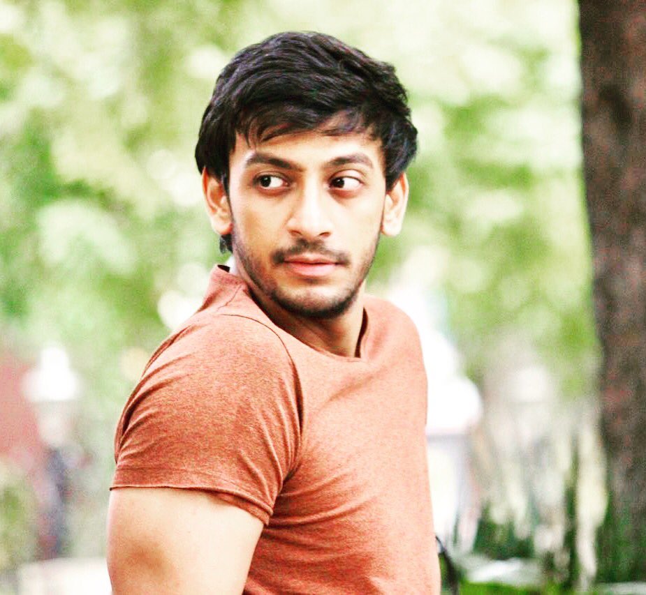 bonysengupta's tweet photo. Inbtwn shoot stopped fr a click !! βΊοΈ #prod104 https://t.co/Vy3a9uQJpR