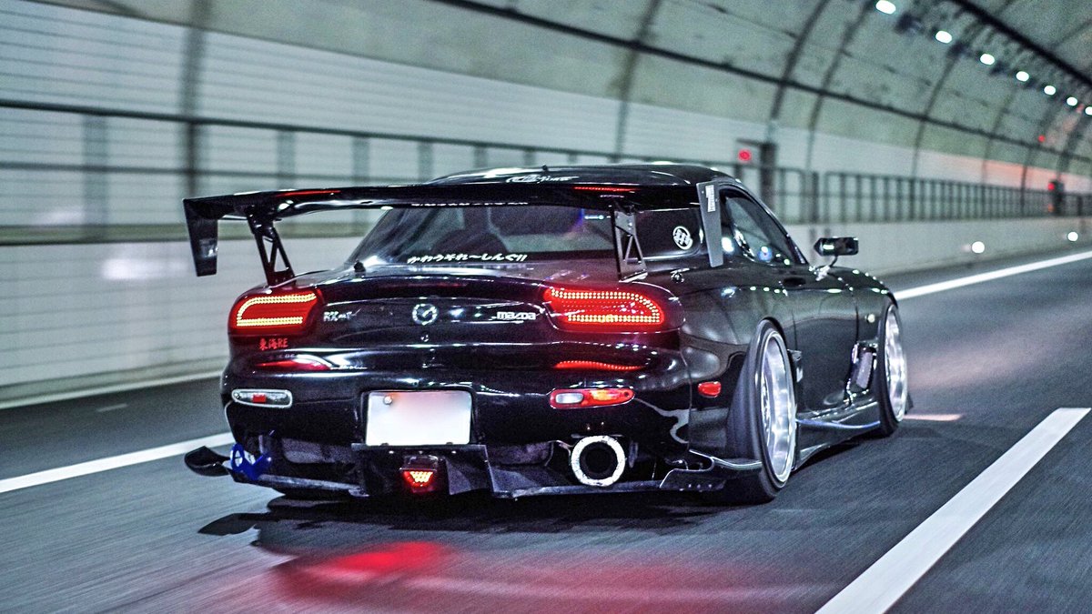 竹やん Fd修復 A作業中 No Twitter Rx 7 Fd3s 走行写真 In 新東名高速 やべぇ 最高にかっこいい